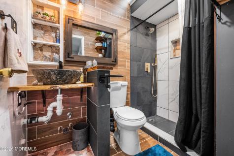 100 Dundee Court Aberdeen NJ 07747