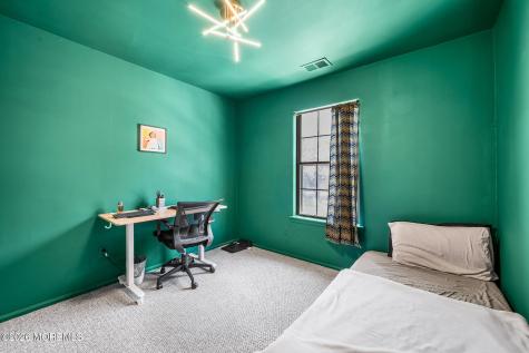 100 Dundee Court Aberdeen NJ 07747