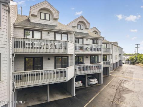 105 Ashley Avenue Brielle NJ 08730