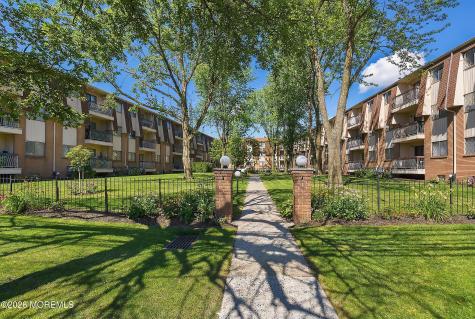 1190 W Saint Georges Avenue Linden City NJ 07036