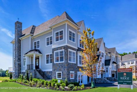162 Eagle Way Eatontown NJ 07724