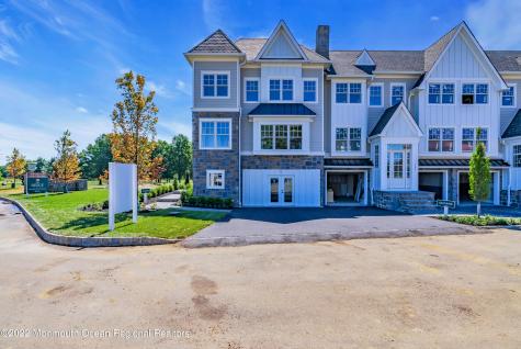 162 Eagle Way Eatontown NJ 07724