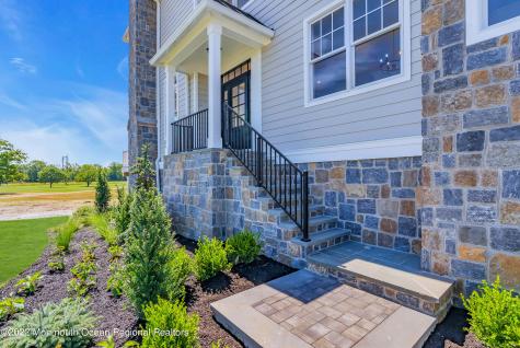 162 Eagle Way Eatontown NJ 07724