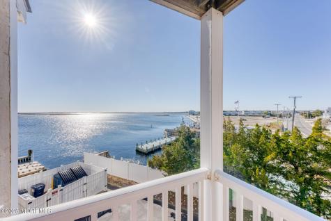 401 Bayshore Drive Barnegat NJ 08005