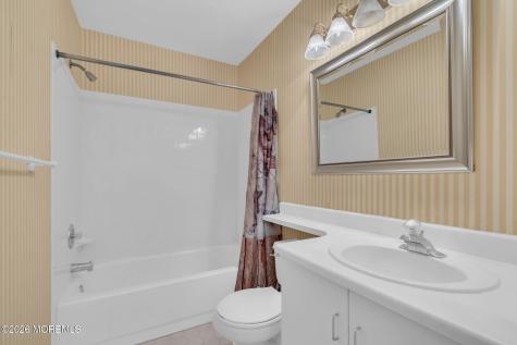 11 S Manor Court Wall NJ 07719