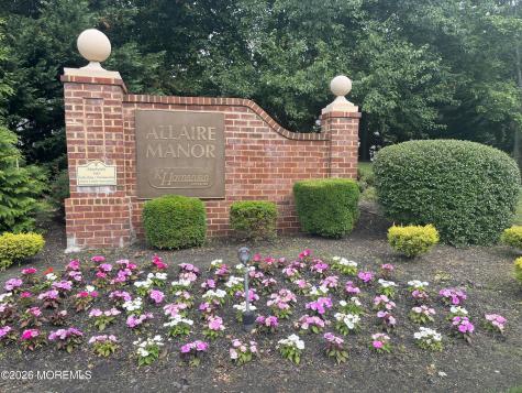 11 S Manor Court Wall NJ 07719