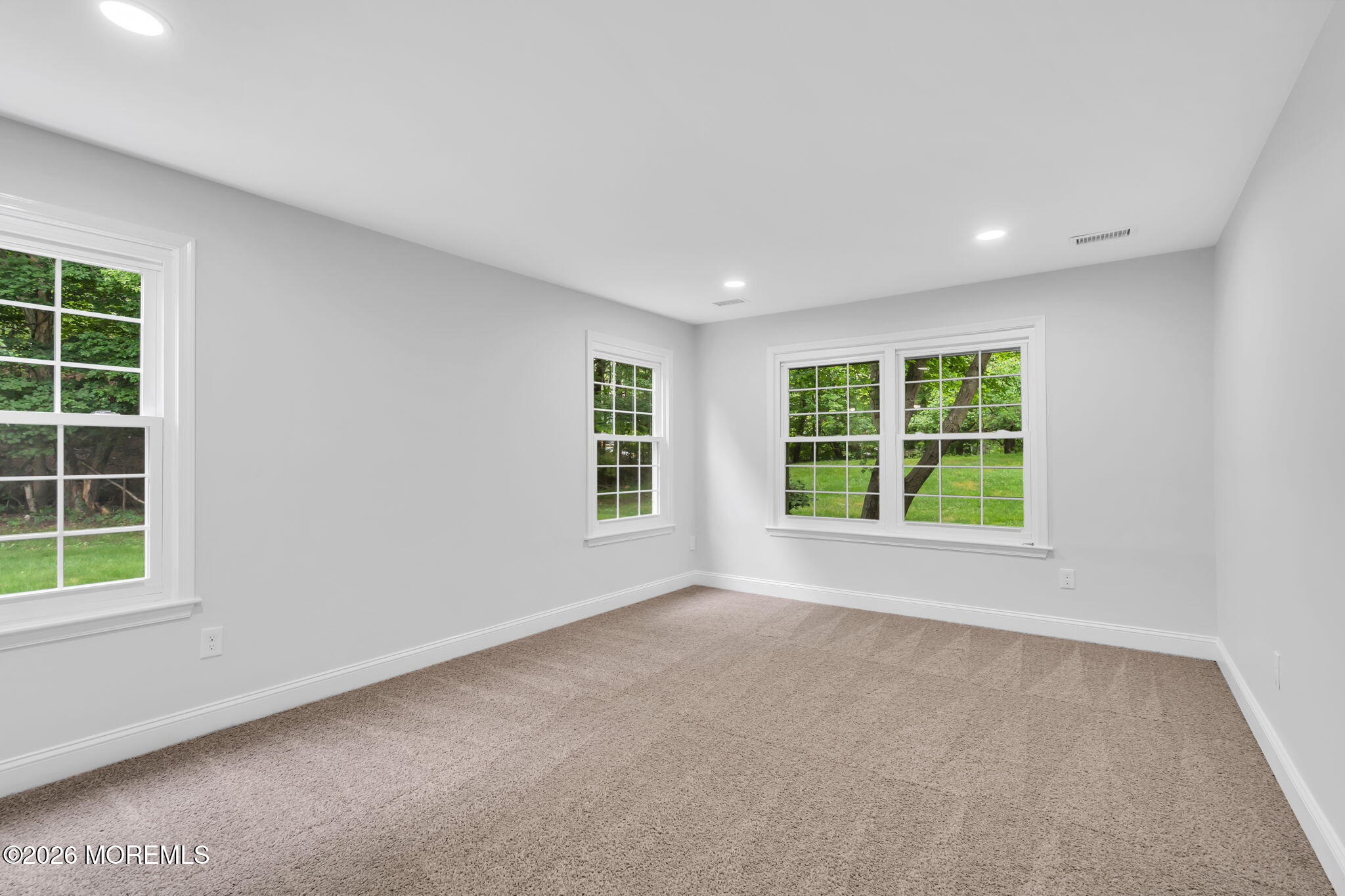 386 Hampton Place Morganville NJ 07751