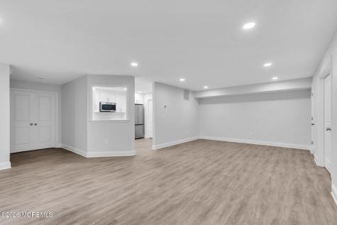 386 Hampton Place Morganville NJ 07751