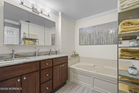 244 Shinnecock Drive Manalapan NJ 07726