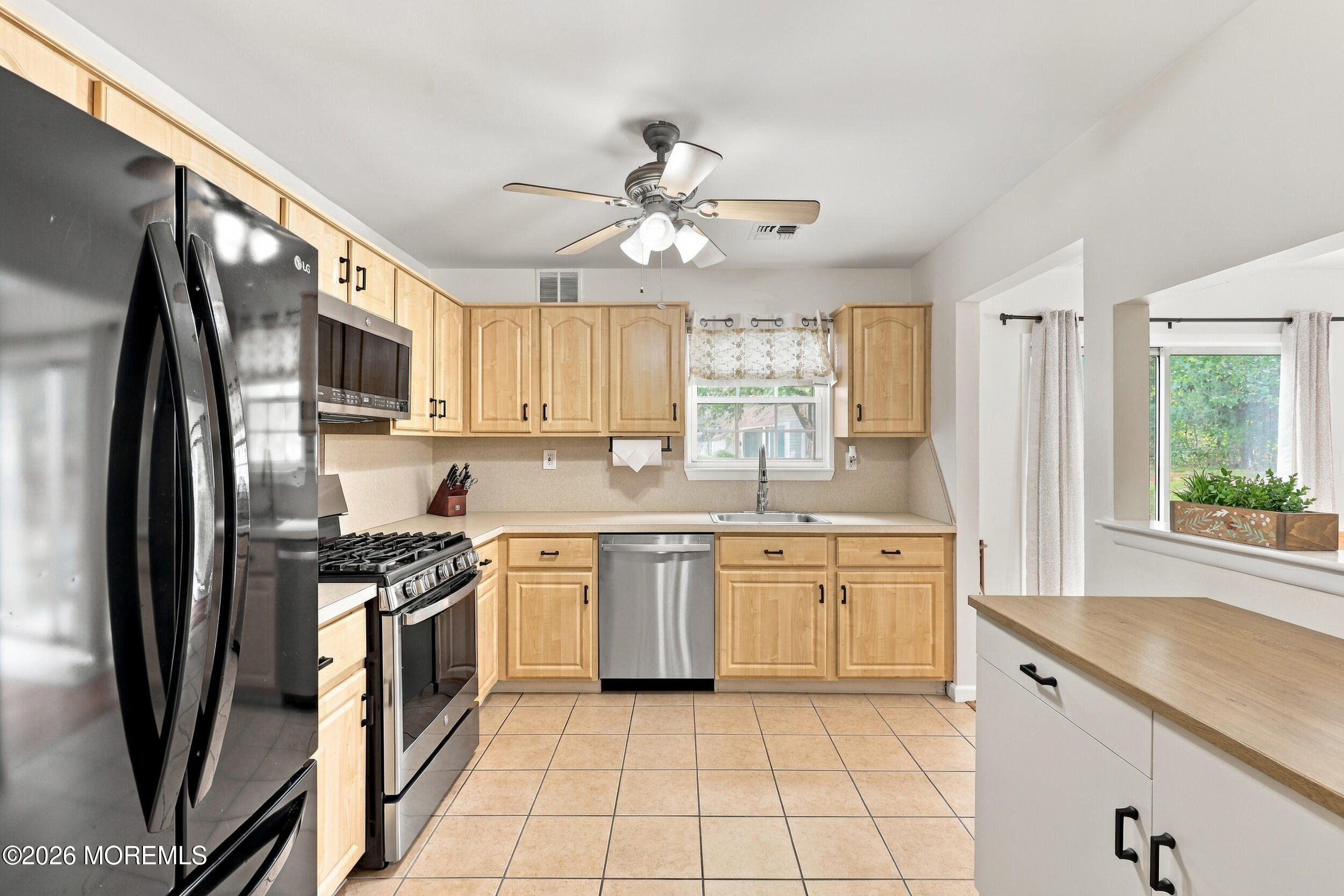 60 County Road Cliffwood NJ 07721