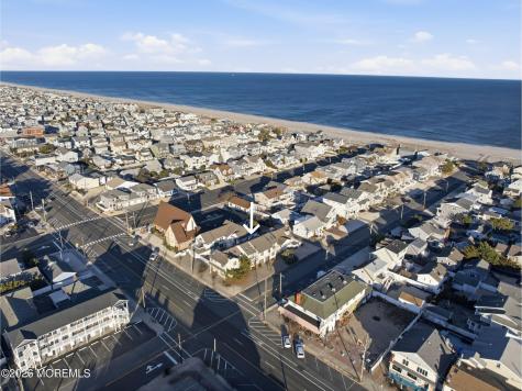 1807 Grand Central Avenue Lavallette NJ 08735