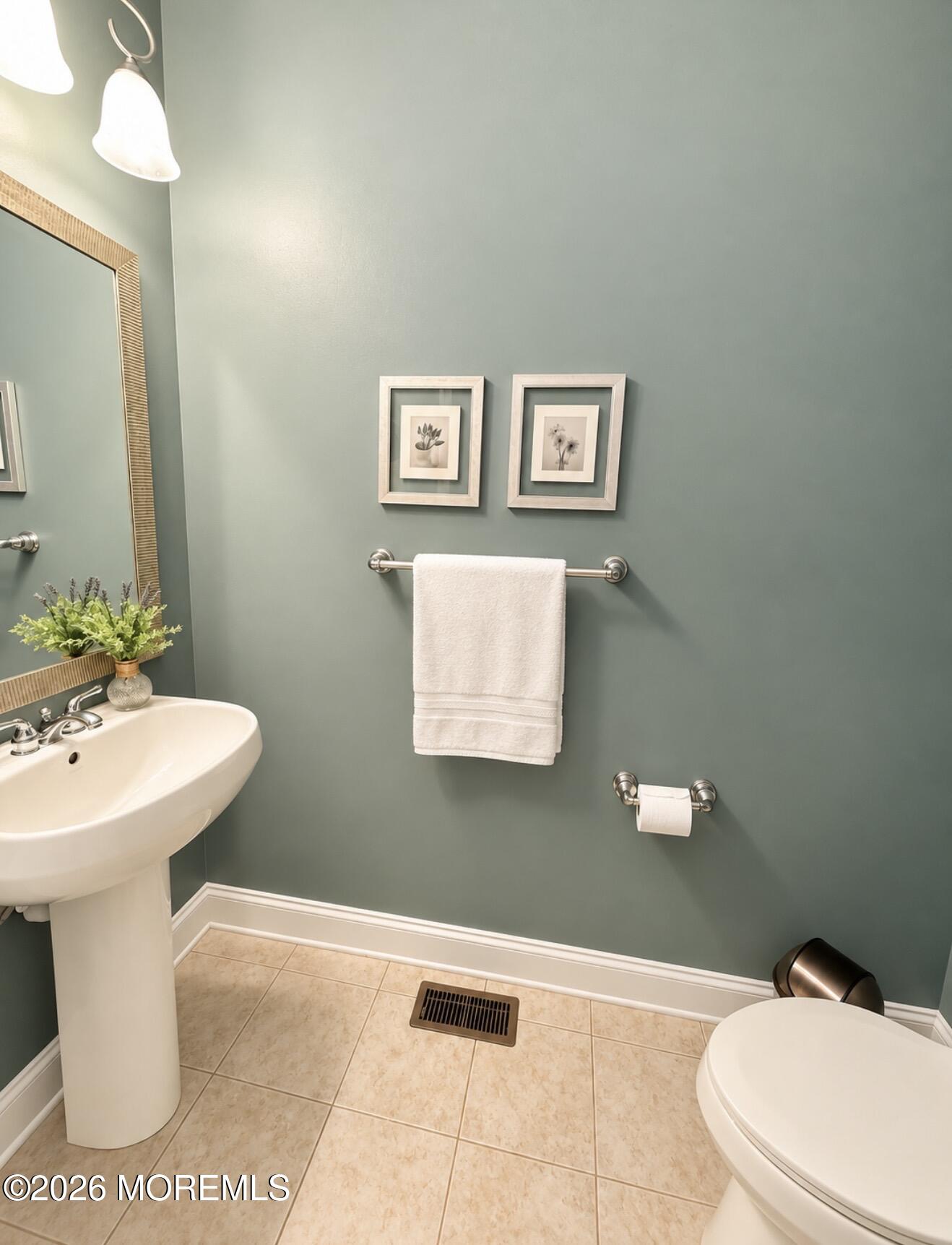 25 Brookfield Drive Jackson NJ 08527