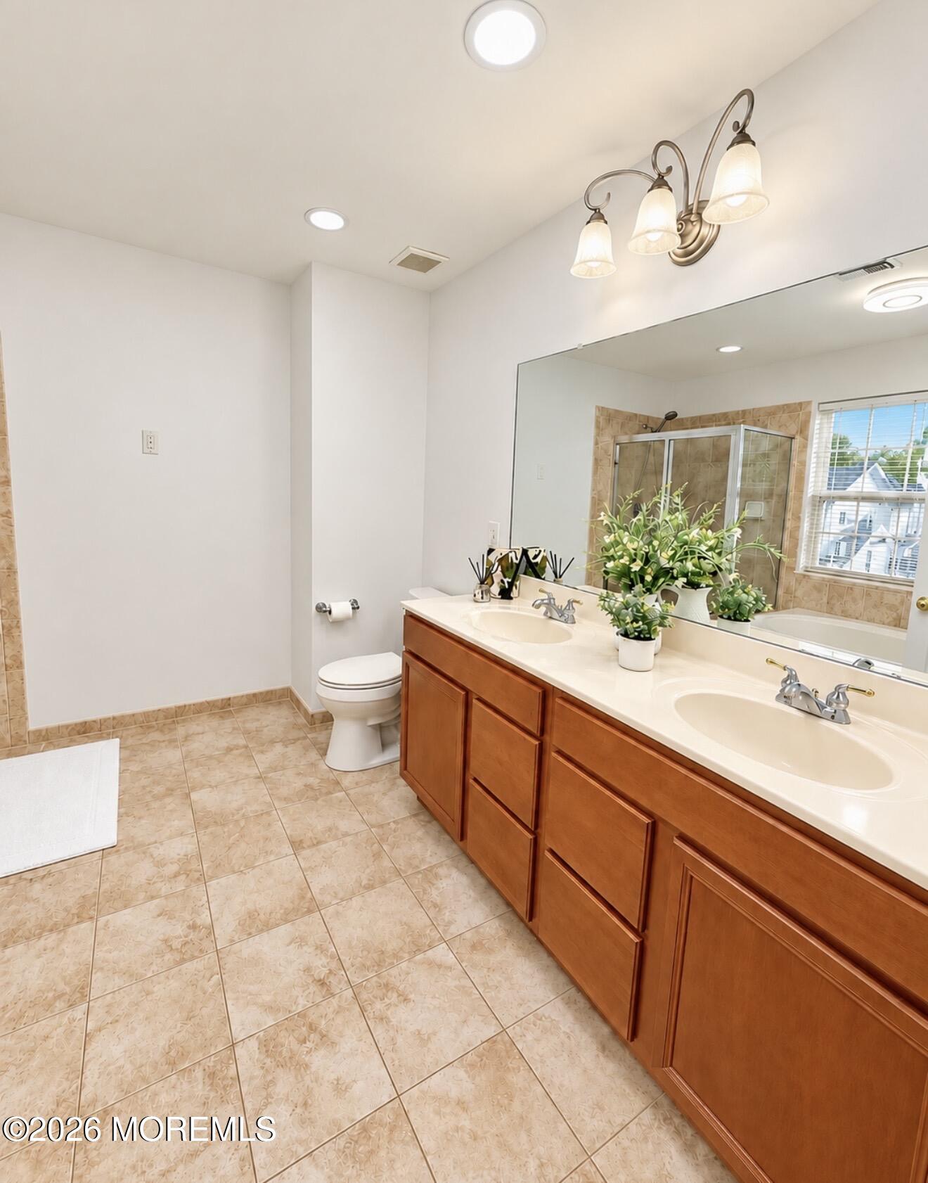 25 Brookfield Drive Jackson NJ 08527