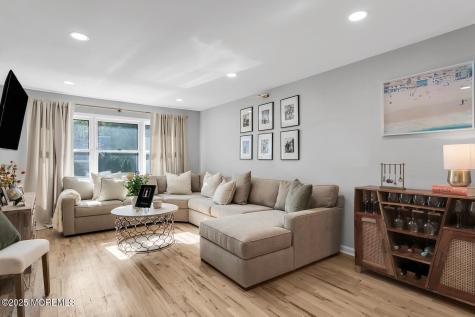 31 Mulberry Court Brielle NJ 08730