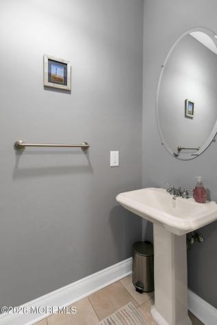 12 Skimmer Lane Middletown NJ 07758