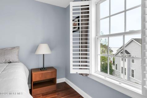 12 Skimmer Lane Middletown NJ 07758