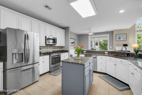 12 Skimmer Lane Middletown NJ 07758