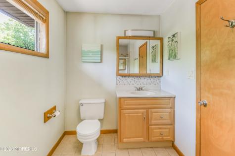92 Wigwam Lane Tinton Falls NJ 07724