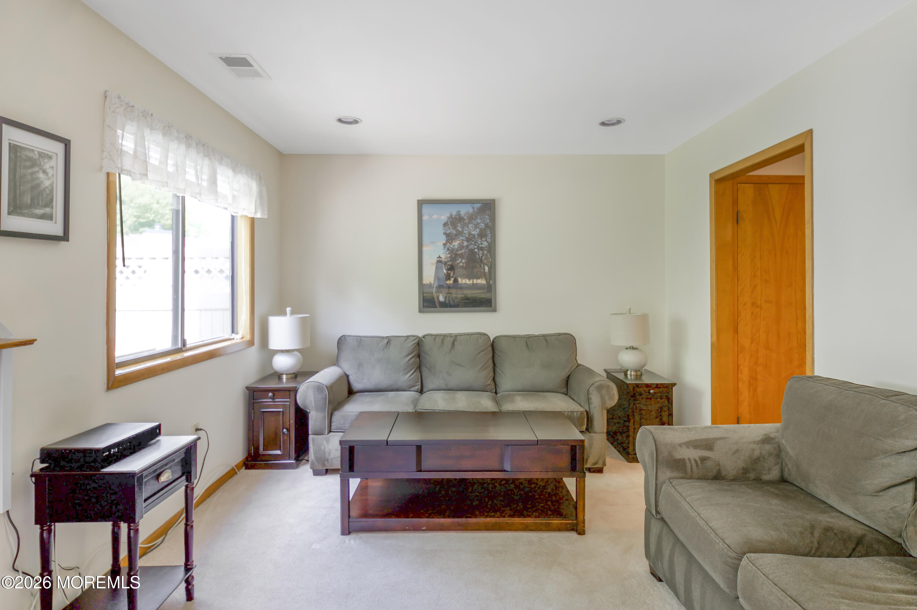 92 Wigwam Lane Tinton Falls NJ 07724