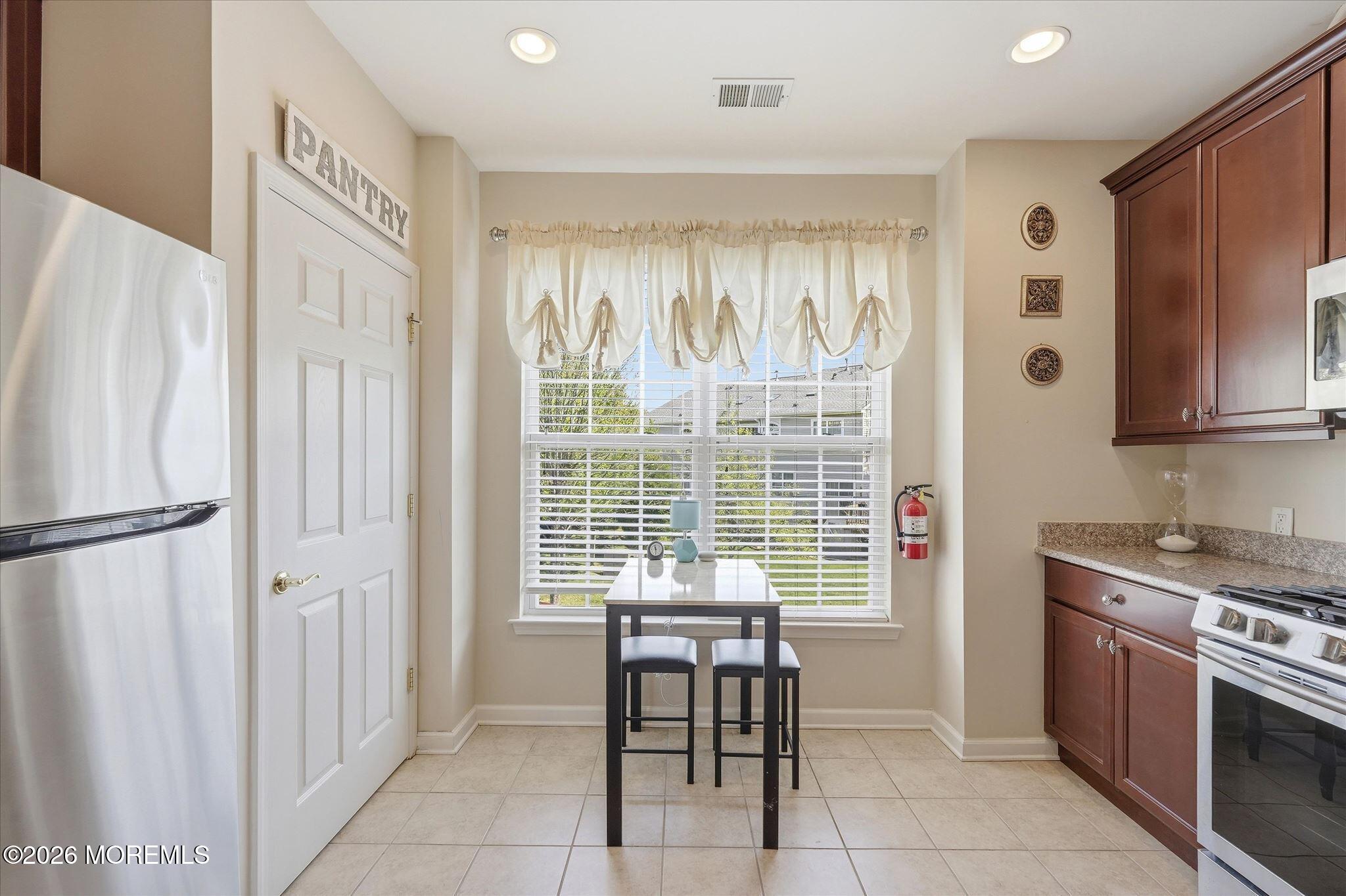 140 Melanie Way Manahawkin NJ 08050