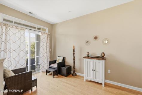140 Melanie Way Manahawkin NJ 08050