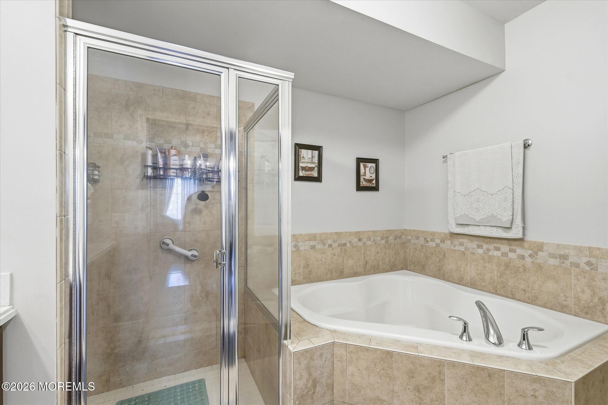 140 Melanie Way Manahawkin NJ 08050
