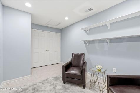 140 Melanie Way Manahawkin NJ 08050