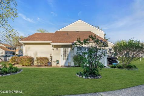 15 S Seas Court Barnegat NJ 08005