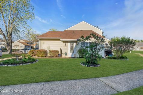 15 S Seas Court Barnegat NJ 08005