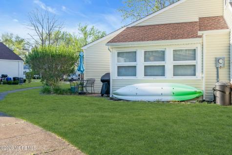 15 S Seas Court Barnegat NJ 08005