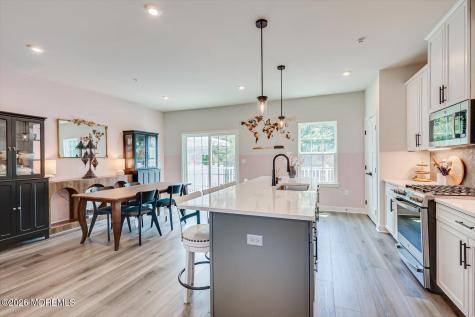 220 Anchor Way Aberdeen NJ 07721