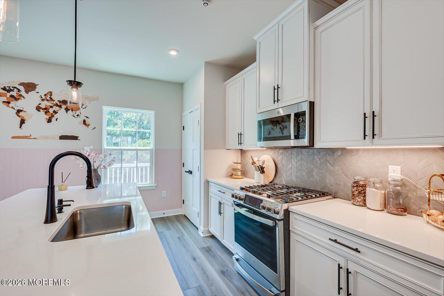220 Anchor Way Aberdeen NJ 07721