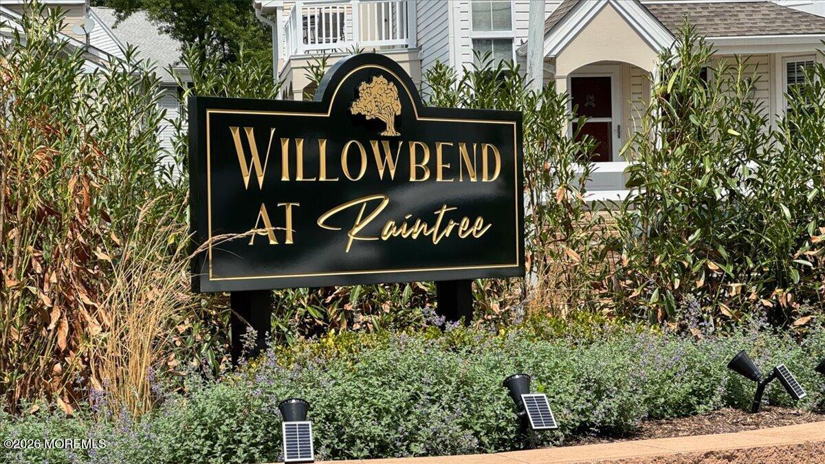 321 Tulip Lane Freehold NJ 07728