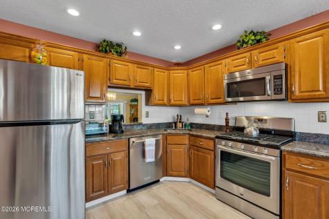 25 Steeple Chase Court Tinton Falls NJ 07724