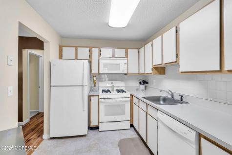408 Larkspur Lane Jackson NJ 08527