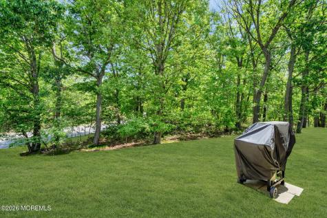 408 Larkspur Lane Jackson NJ 08527
