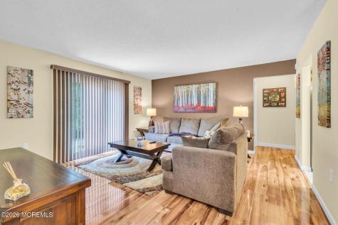 408 Larkspur Lane Jackson NJ 08527