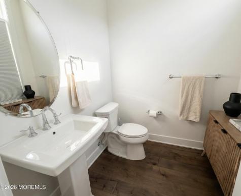 2 Valiant Court Middletown NJ 07748