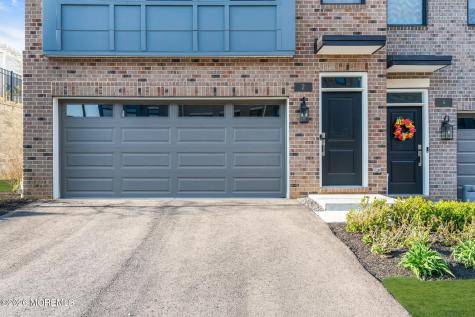 2 Valiant Court Middletown NJ 07748
