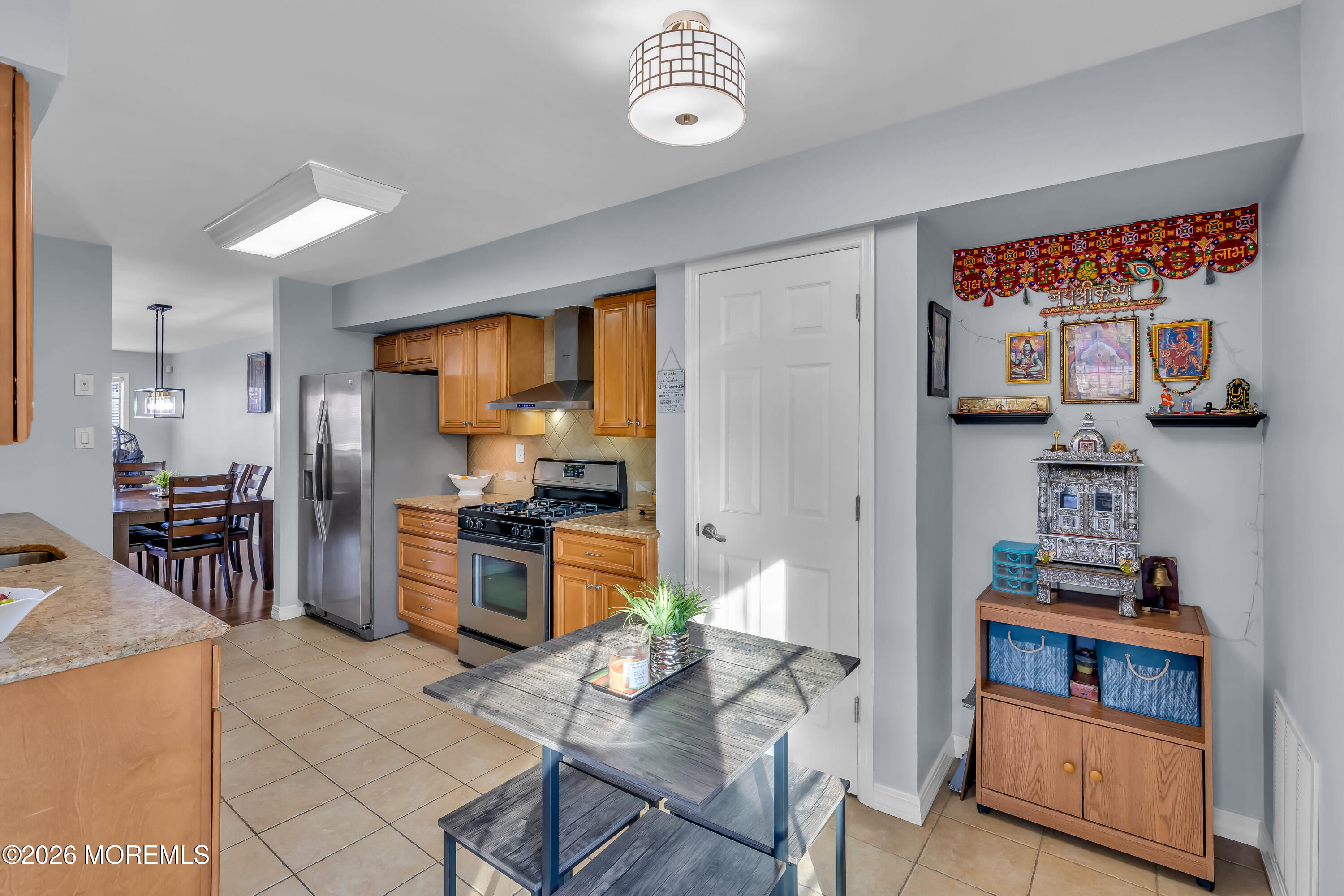 198 Franklin Place Morganville NJ 07751