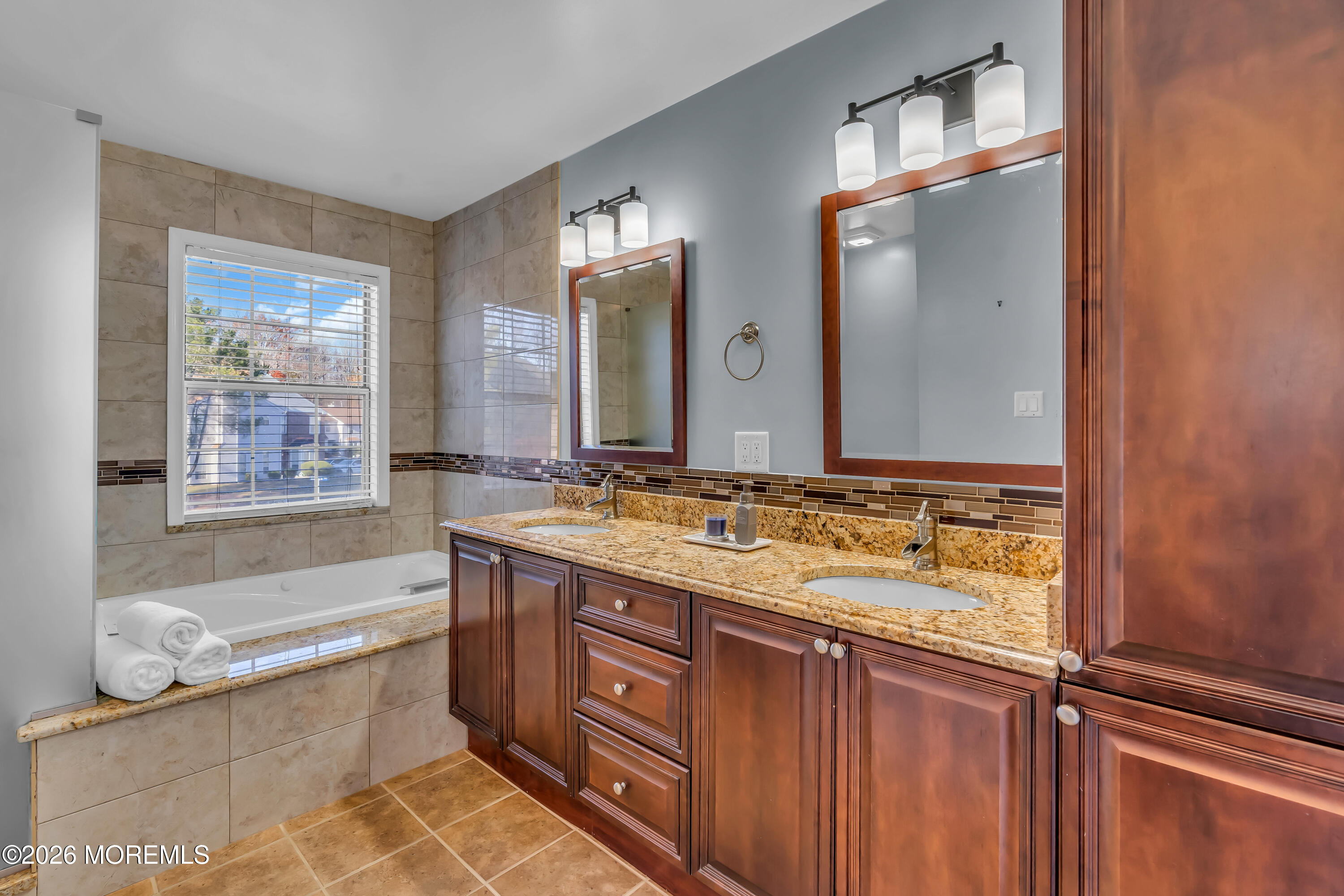 198 Franklin Place Morganville NJ 07751