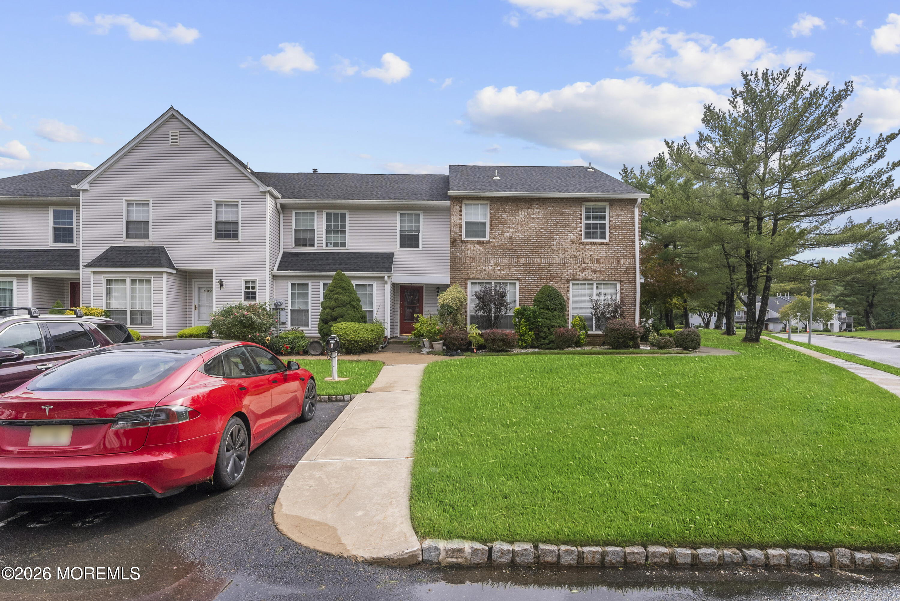 198 Franklin Place Morganville NJ 07751