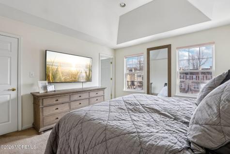 14 W Aspen Way Matawan NJ 07747