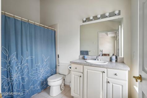 14 W Aspen Way Matawan NJ 07747
