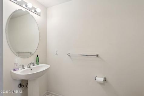 14 W Aspen Way Matawan NJ 07747