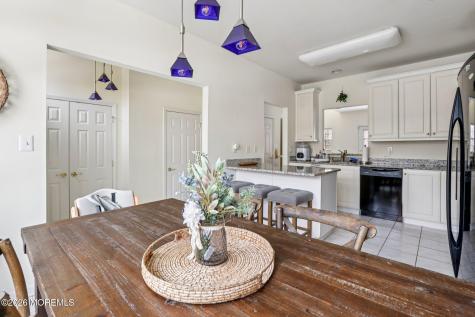 14 W Aspen Way Matawan NJ 07747