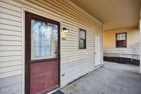 804 Ivy Court Jackson NJ 08527