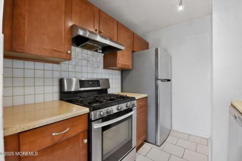 804 Ivy Court Jackson NJ 08527