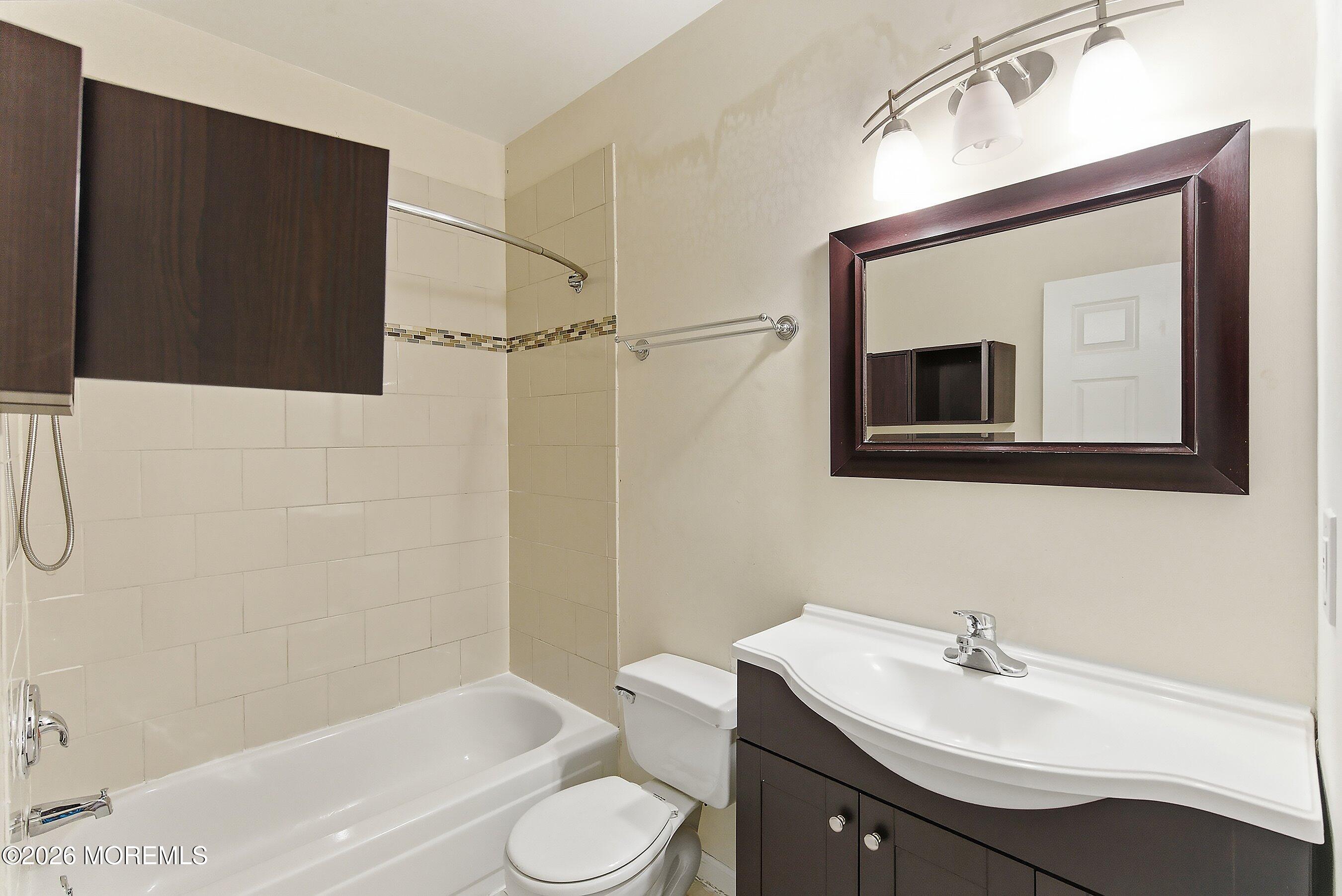 39-45 Bruen Street Newark NJ 07105