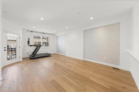 6 River Street Red Bank NJ 07701